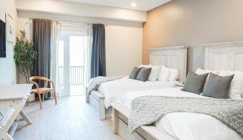 Quadruple Room with Balcony