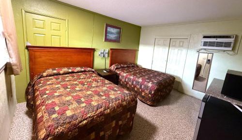 2 Queen Beds Non-Smoking