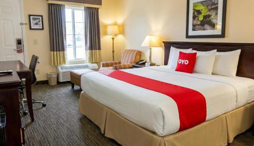 King Bed Accessible Smoking