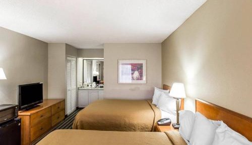 Double Room with Two Double Beds - Non-Smoking