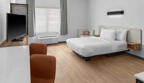Studio with One Queen Bed