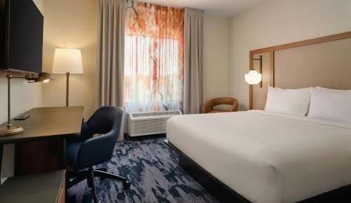 King Room - Hearing Accessible