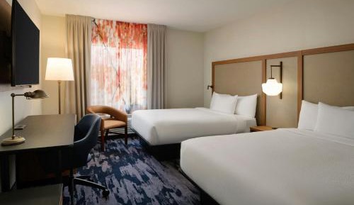 Queen Room with Two Queen Beds and Bathtub - Mobility Access/Hearing Accessible