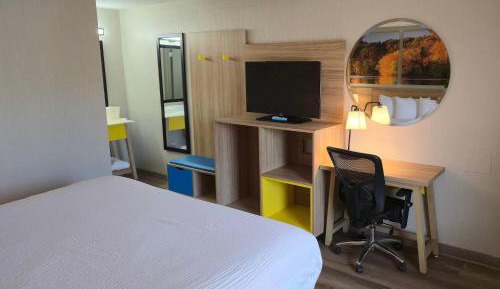 King Room - Non-Smoking