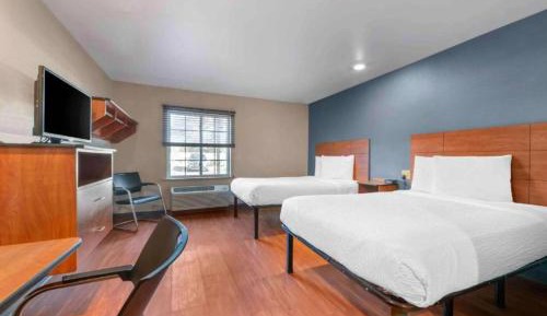 2 Full Beds | Non-Smoking, Kitchen