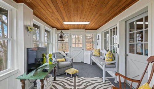 Three-Bedroom Vacation Home 