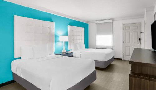 Deluxe Double Room with Two Double Beds