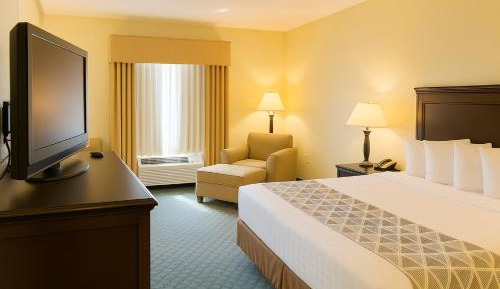 King Suite with Sofa Bed - Non-Smoking