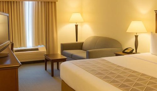 1 King Bed with Sofa Bed - Non-Smoking