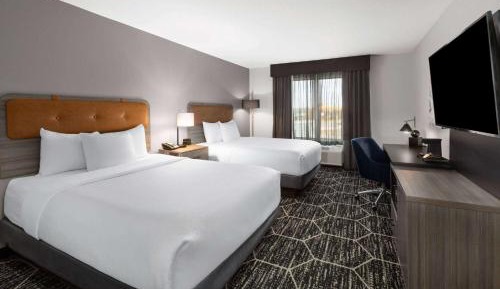 Queen Room with Two Queen Beds - Hearing Accessible/Non-Smoking