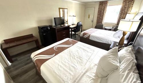 Queen Room with Two Queen Beds - Non-Smoking