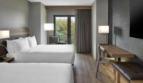 Guest Room with Two Queen Beds, Balcony and River View - Mobility/Hearing Accessible