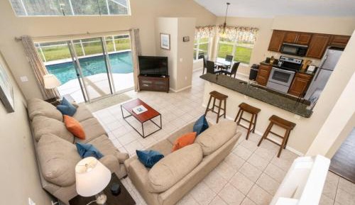 Four-Bedroom Holiday Home