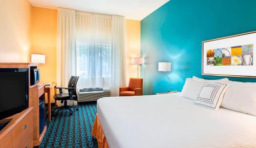 King Room with Sitting Area and Sofa Bed