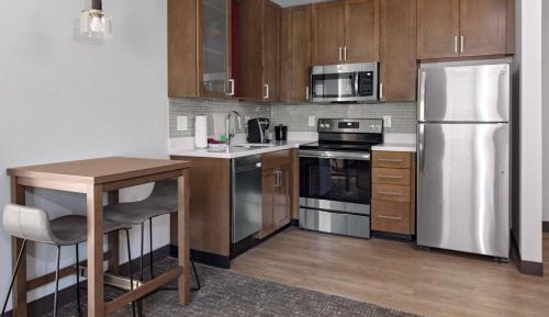 1 Bedroom Suite, 1 King, Sofa bed