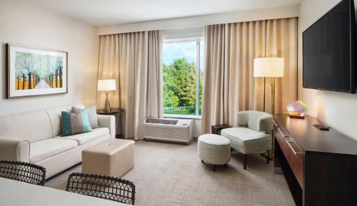 2 Bedroom Suite