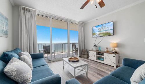 Two-Bedroom Apartment - Oceanfront 