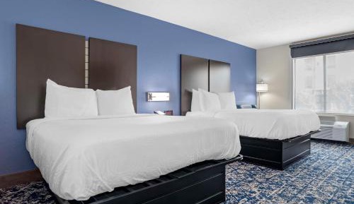 Queen Room with Two Queen Beds - Non-Smoking