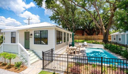 Bungalow