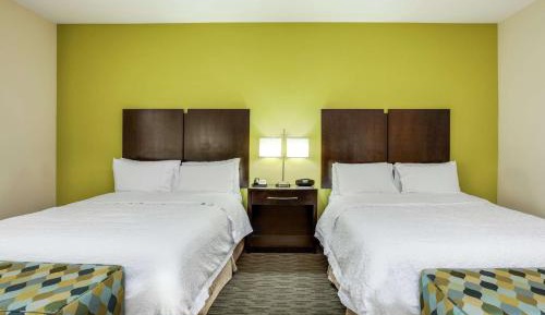 Queen Room with Two Queen Beds - Mobility and Hearing Access/Non-Smoking