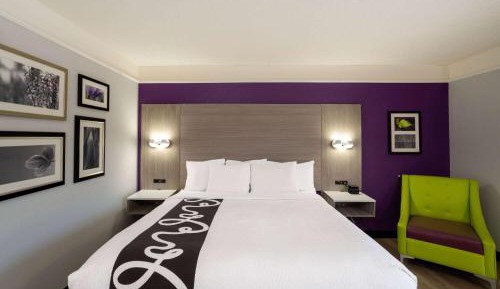 King Room - Non-Smoking
