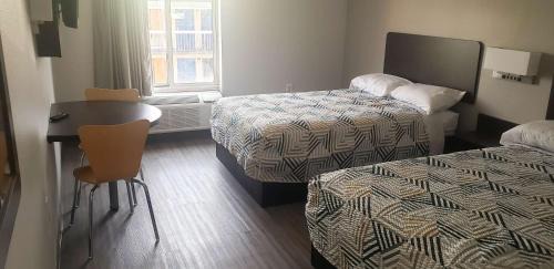 2 Full Beds | Non-Smoking