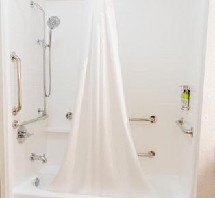 King Room - Mobility Access/Hearing Accessible