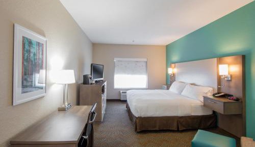Standard King Room