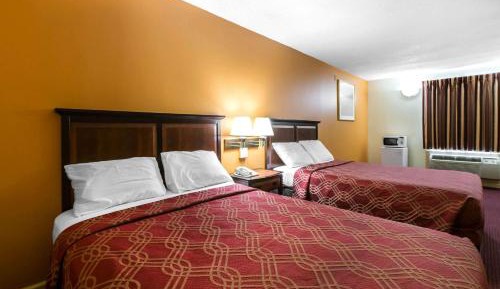 Double Room with Two Double Beds - Smoking