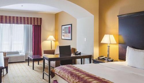 King Room - Mobility Accessible/Non-Smoking