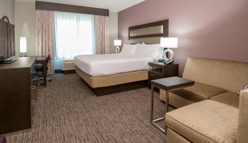 King Room - Hearing Accessible - Non-Smoking