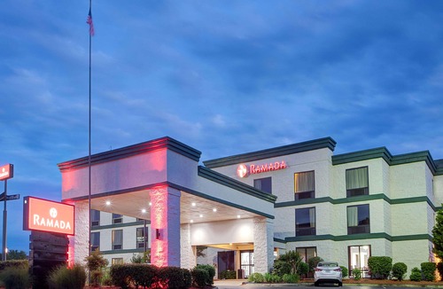 Pearl Hotel | Ramada by Wyndham Pearl/Jackson Airport