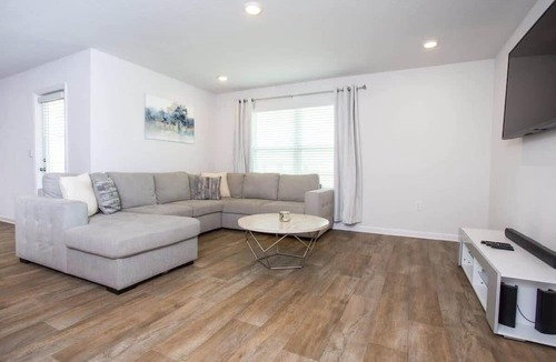 Northwest Pensacola House | #Family Approved Modern 4BR Gem in Pensacola!