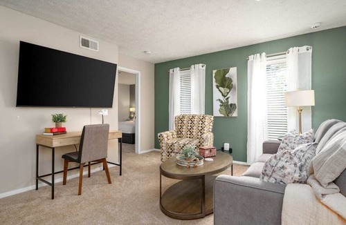 Hoover Apartment | Close to Hoover Met & Finley | Gym |Quiet