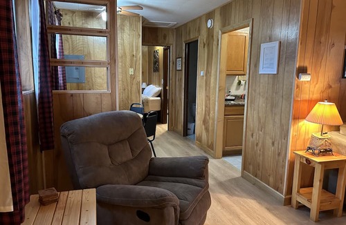 Lake City Hotel | Hidden Haven Cottages