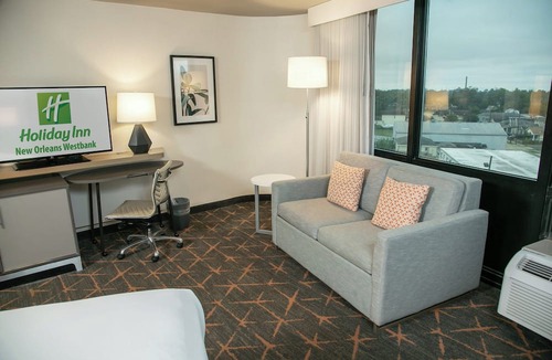 Terrytown Hotel | Holiday Inn New Orleans West Bank Tower by IHG
