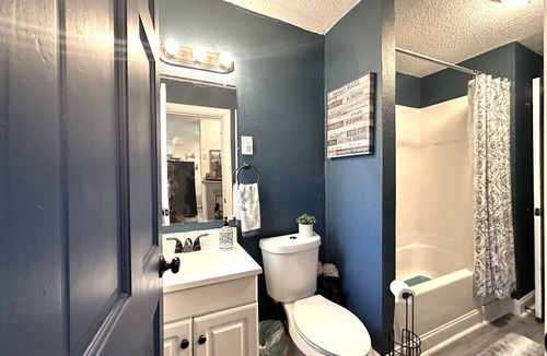 Atlanta House | Nirvana - Cozy retreat with room for the entire family just minutes from Atlanta