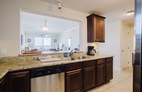 Henderson Point Condo | #722 Beachfront 2 bed unit in Henderson Point!