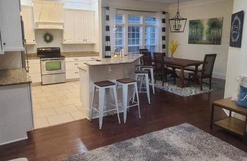 Tallahassee House | Beatiful, family-friendly home close to I-10