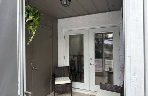 Winter Springs House | Gorgeous and Cozy Two Bedroom Townhome