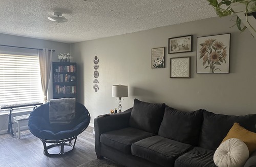 Winter Springs House | Gorgeous and Cozy Two Bedroom Townhome
