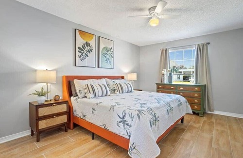 Biloxi House | Vibrant 3bd, Family Home Netflix Near Shopping&I10