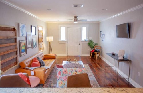 West Riverside Apartment | Eclectic West Riverside Apt | 6 min to Audobon Zoo