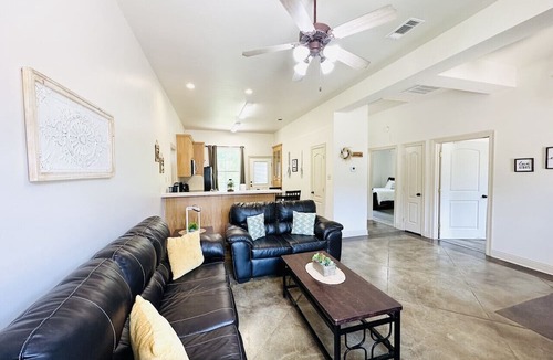 Pine Grove Apartment | Chateau 13, spacious townhouse in Tickfaw, LA