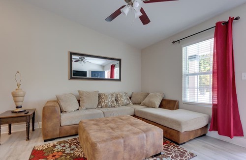 Pensacola Heights Apartment | Dog-Friendly Pensacola Duplex ~ 7 Mi to Downtown