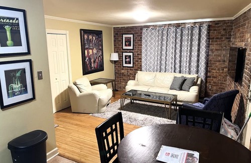 Beauregard Town Historic District Condo | Stylish Place in Popular Downtown Spot, Min to LSU