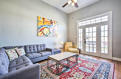 West Riverside Apartment | Uptown NOLA Apt on Magazine Street w/Backyard!