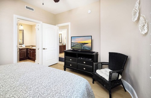 Fort Walton Beach Condo | Bella Riva 202 Luxury 4 BR, 3rd Floor, Beachfront, Pool, Hot Tub, Free Beach Service