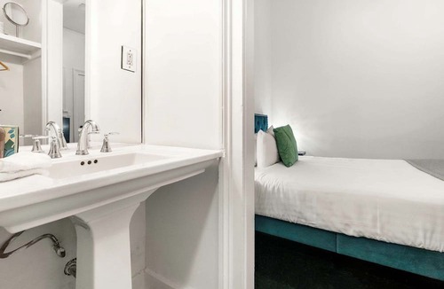 French Quarter Apartment | Roami at St. Helene | Studio with Pool