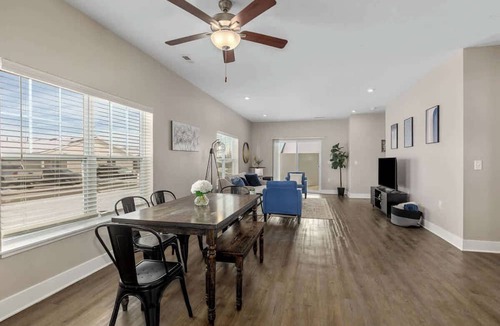 Grandville Condo | Modern 2BR & 2BA New Build Condo w Garage & Patio